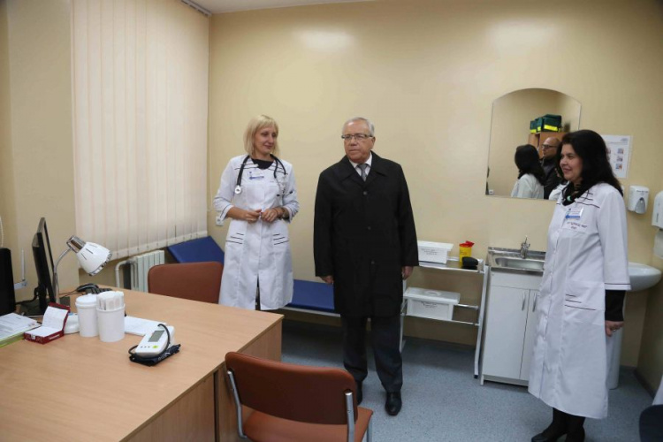 В Кривом Роге открыли вторую амбулаторию, созданную совместно с Мировым банком (ФОТО)