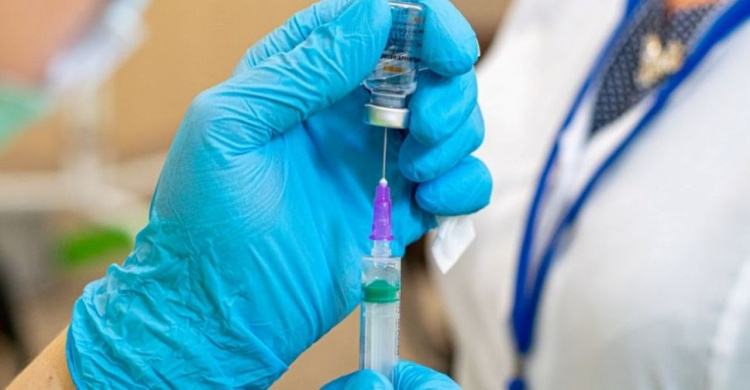 Від коронавірусу вакцинувалися понад 417 тисяч мешканців Дніпропетровщини