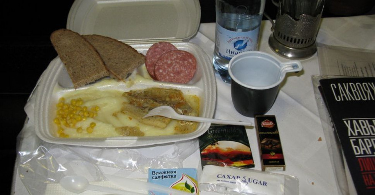 Жители Кривого Рога смогут полноценно питаться в поездах