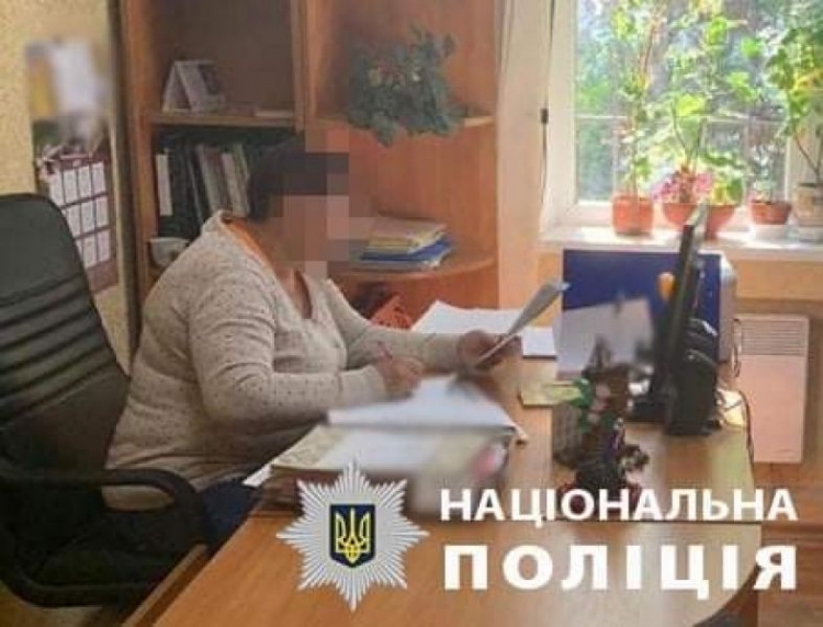 На Днепропетровщине главу сельсовета задержали во время получения взятки  (фото)