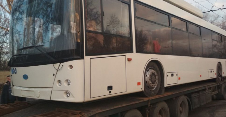 Друга партія тролейбусів прибуває до Кривого Рогу для людей з обмеженими можливостями