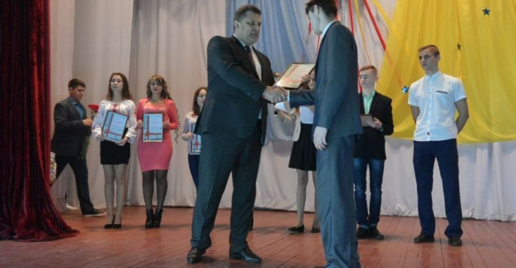 Северный ГОК Кривого Рога наградил лучших студентов именными стипендиями