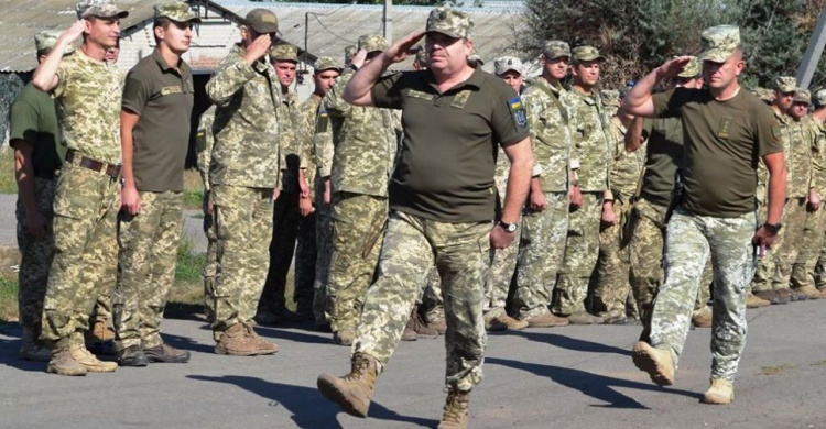 Криворожские танкисты отметили свой профессиональный праздник (фото)