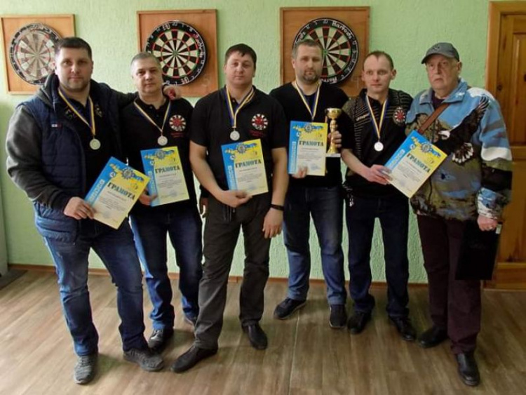 Спортивные баталии: работники крупных промышленных предприятий Кривого Рога встретились на турнире (фото)