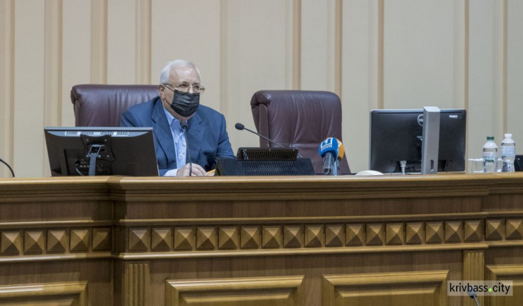 Виконуючий обов’язки міського голови Юрій Вілкул скликав першу чергову сесію