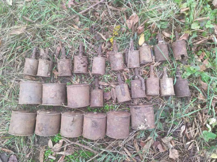 Привет из прошлого: в Криворожском районе обнаружили противотанковые гранаты (фото)