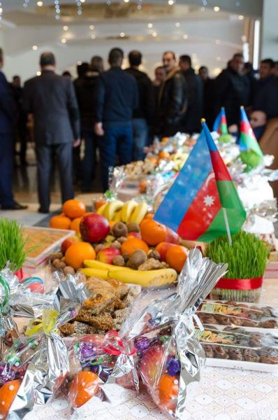 В Кривом Роге азербайджанская община отметила праздник весны и наступления Нового года (ФОТО)