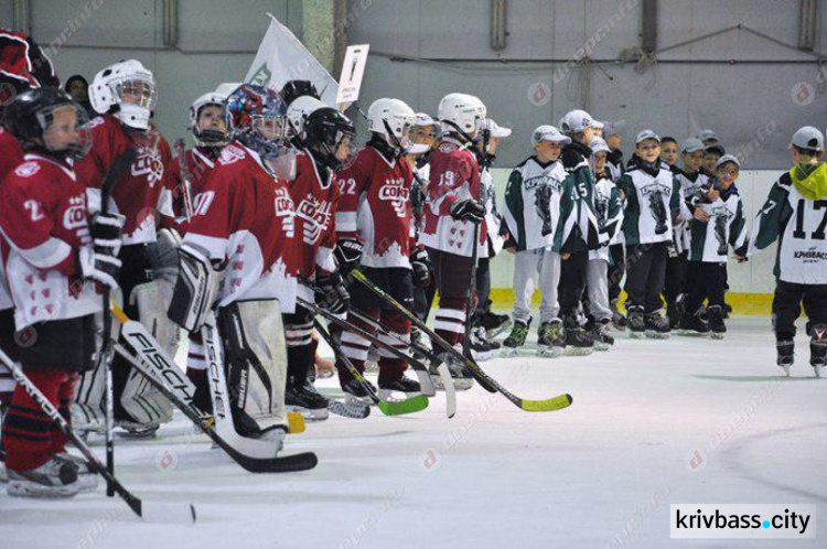 Хоккей команда «Кривбасс - 2008» на всеукраинском чемпионате заняла второе место (ФОТО)