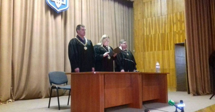 Сегодня ночью столичный апелляционный суд отклонил иск о снятии с выборов кандидата из Кривого Рога