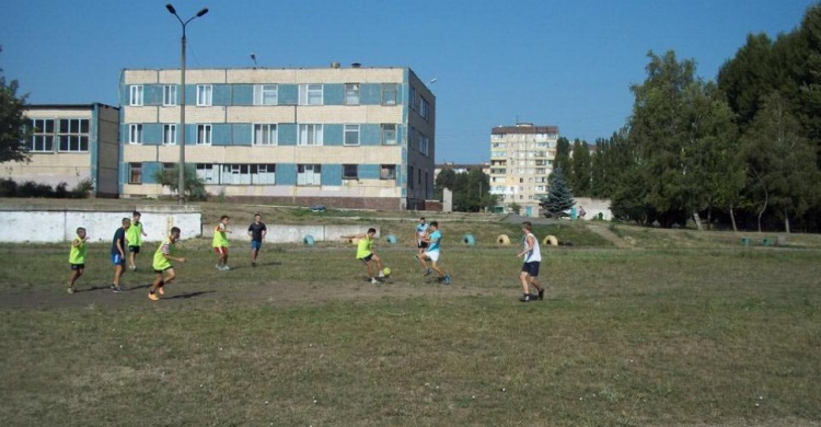 Подростки Кривого Рога сразились в футбольном турнире (ФОТО)