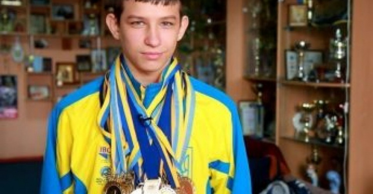 Спортсмен из Кривого Рога стал Чемпионом Украины по таиландскому боксу