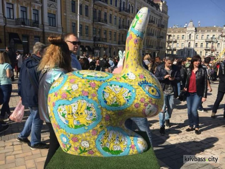 Криворожане участвуют в фестивале пасхальных зайцев и писанок в Киеве (ФОТОРЕПОРТАЖ)