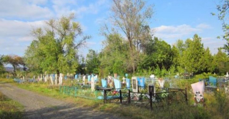В Кривом Роге планируют расширить «Западное» кладбище (ФОТО)