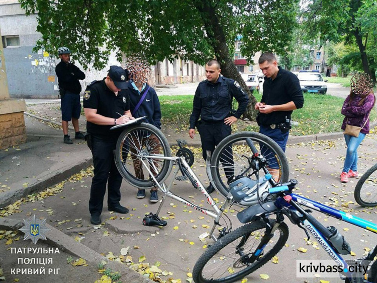 Патрульная полиция Кривого Рога задержала угонщиков велосипеда (ФОТО)