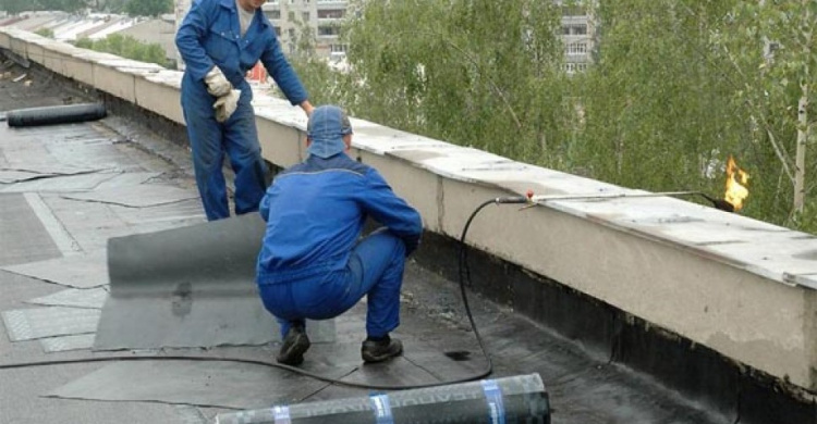 В Кривом Роге отремонтируют аварийные крыши многоквартирных домов