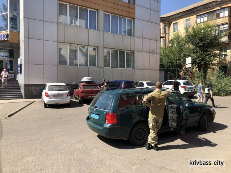 В банке на проспекте Гагарина из-за подозрительного рюкзака эвакуировали людей
