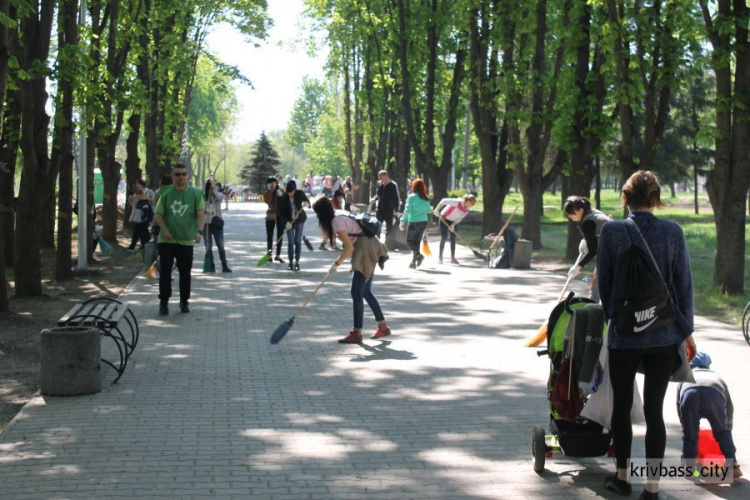 В Терновском районе Кривого Рога прошла акция "В Європу без сміття!" (ФОТО)