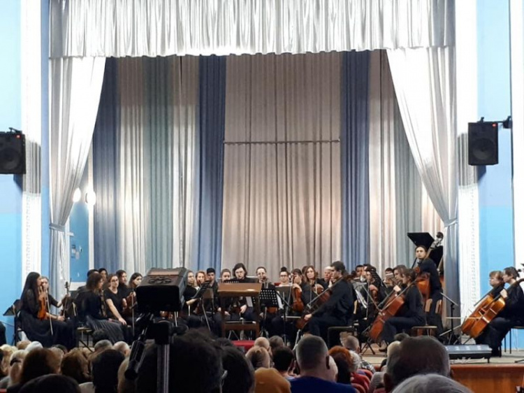 В Кривом Роге стартовала череда традиционных рождественских концертов (фото, репертуар)