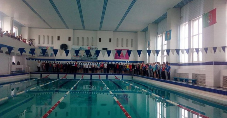 В Кривом Роге прошёл чемпионат города по плаванию 