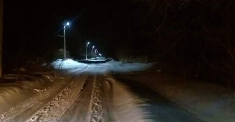 В одном из поселков Криворожского района появилось долгожданное освещение (фотофакт)