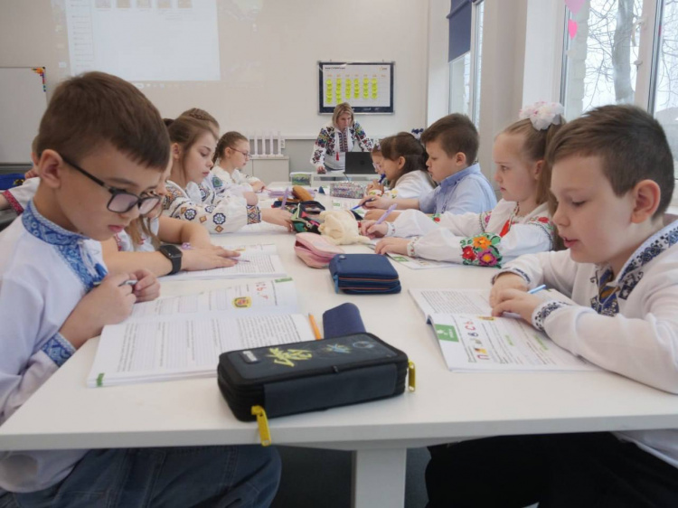 фото управління преси криворізького міськвиконкому