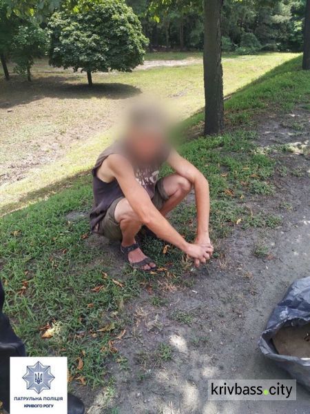 Житель Терновского района среди бела дня украл крышку от люка