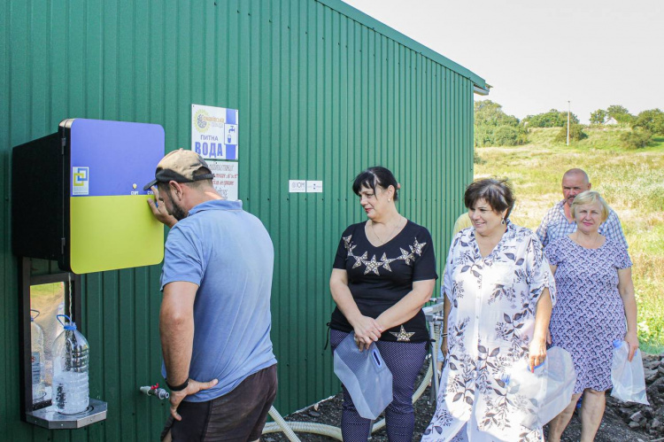 Ще одна громада Криворіжжя з питною водою: почала працювати чергова установка