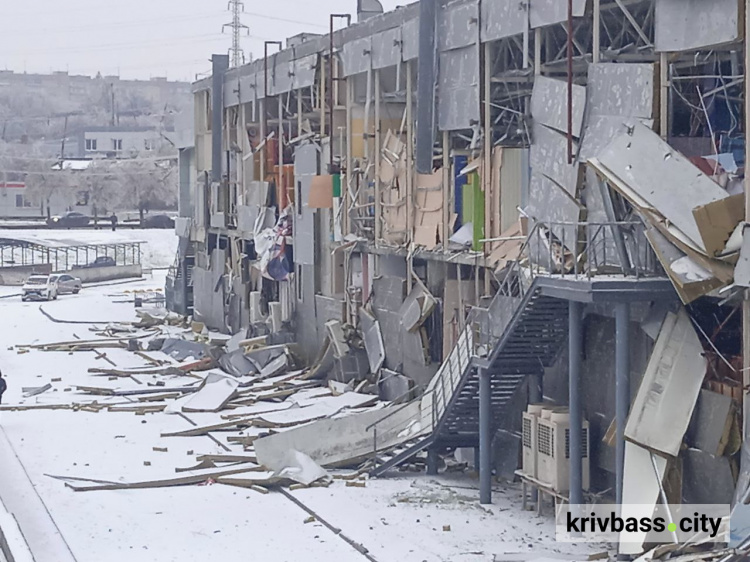 У Кривому Розі підрахували суму матеріальної допомоги, яку отримають мешканці пошкоджених від обстрілу 8 січня будинків