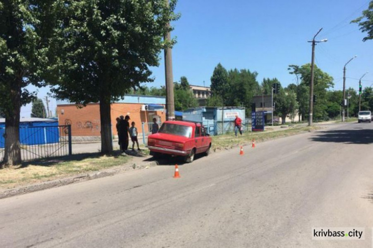 В Кривом Роге легковушка сбила 12-летнюю девочку (ФОТО)