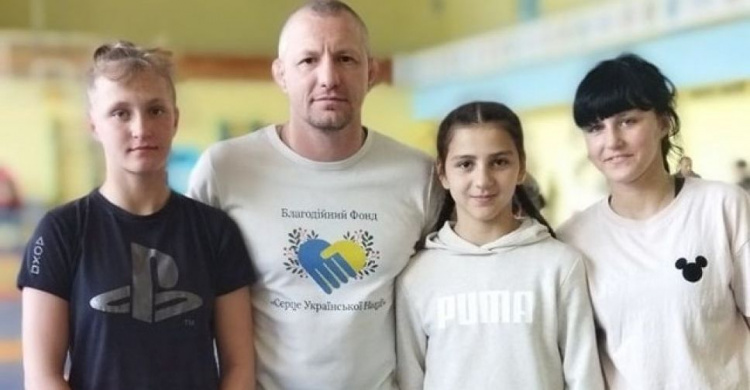 Криворізькі спортсменки будуть представляти Україну на чемпіонаті Європи з вільної боротьби