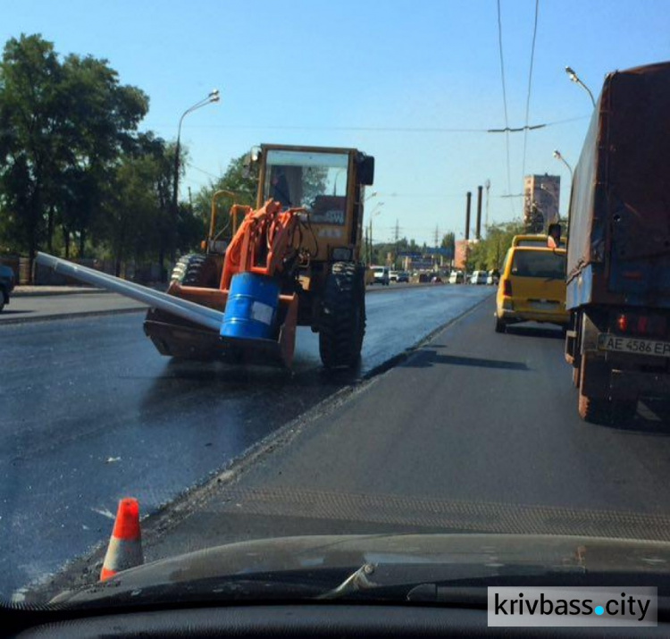 Из-за ремонта дорог в Кривом Роге образовалась пробка (ФОТО)