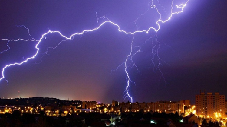 В Кривом Роге объявлено штормовое предупреждение: какой будет погода