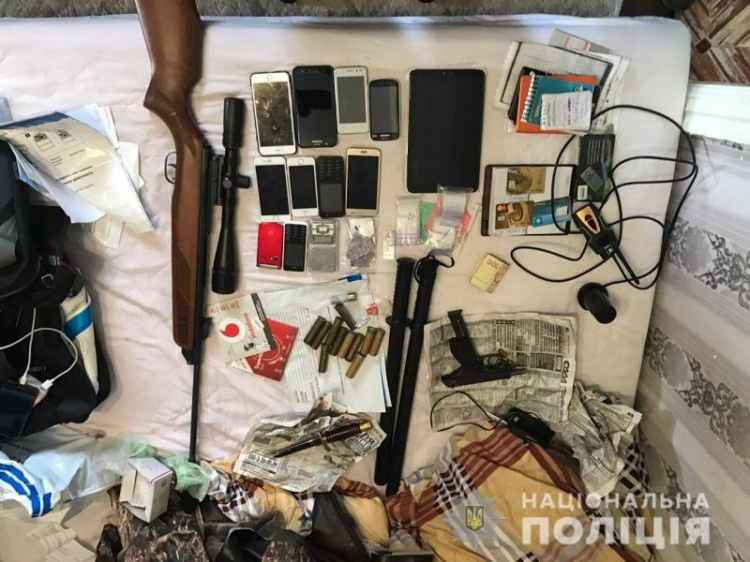 На Днепропетровщине разоблачили организованную группу наркоторговцев (фото)