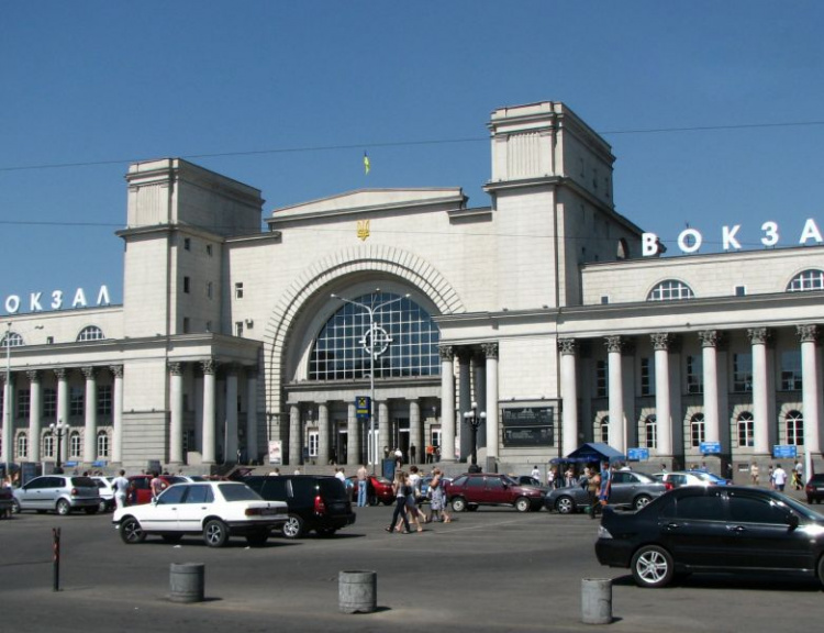 На вокзалі Дніпра запрацює комплексна система огляду пасажирів та багажу за допомогою технічних засобів