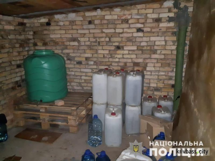 Житель Кривого Рога организовал нелегальный сбыт фальсифицированного алкоголя