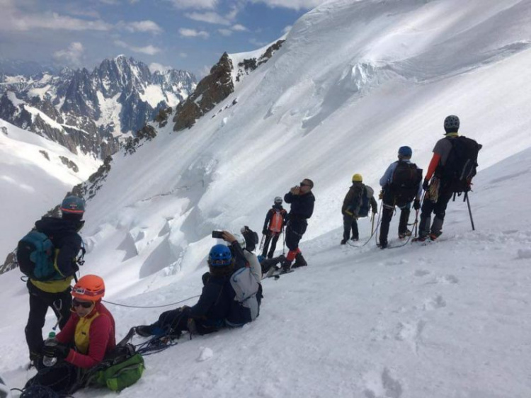Криворожанка продолжает покорять горы: девушка побывала на высоте 4 400 метров (фото)