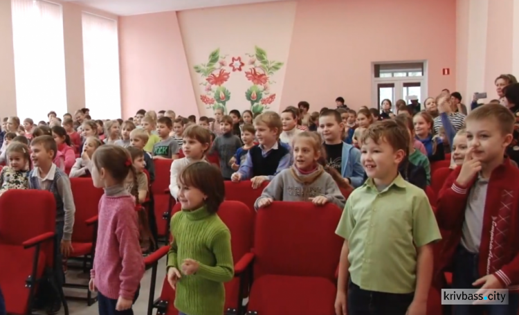 "Кривбасс-Донбассу": волонтеры из Кривого Рога посетили "серую" зону с благотворительной миссией (ФОТО+ВИДЕО)