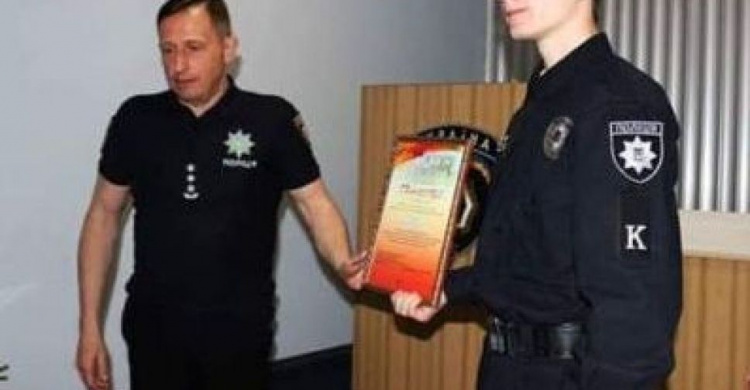 В Кривом Роге курсант полицейского вуза задержал грабителя (фото)