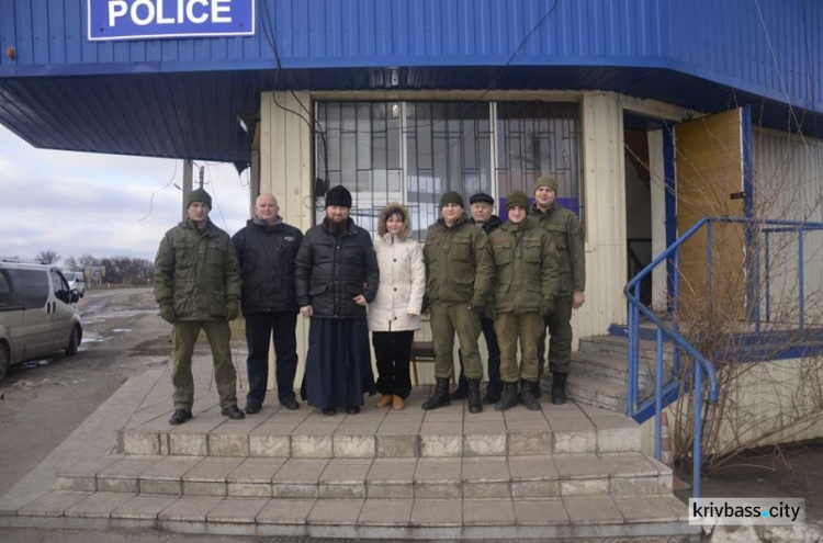 Представители делегации Кривого Рога проведали земляков, воюющих в АТО (ФОТОРЕПОРТАЖ)