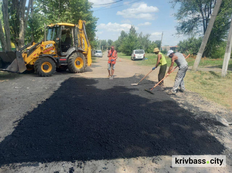 Метінвест допоміг відновити автомобільний шлях до селища Глеюватка на Дніпропетровщині