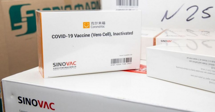 До Дніпропетровщини надійшло ще 8,6 тисяч доз вакцини CoronaVac