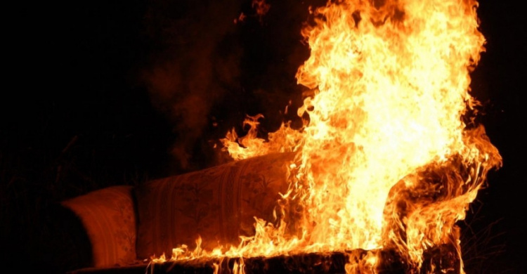 В Кривом Роге во время пожара погибла восьмилетняя девочка (ФОТО)