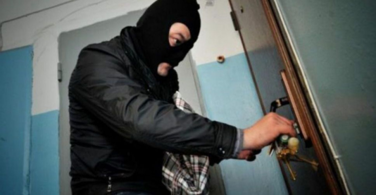 Криворожан предупреждают об активизации "домушников"