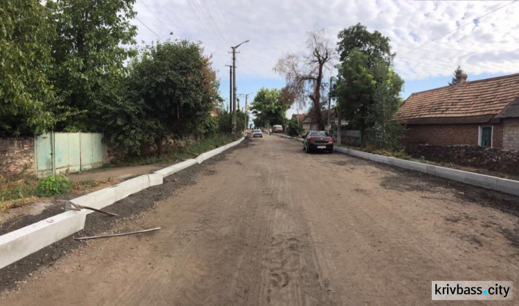 Масштабный ремонт: как в Кривом Роге обновляют улицу Толстого (ФОТО)