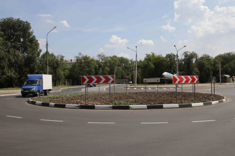 В Кривом Роге реализуются два масштабных дорожных проекта