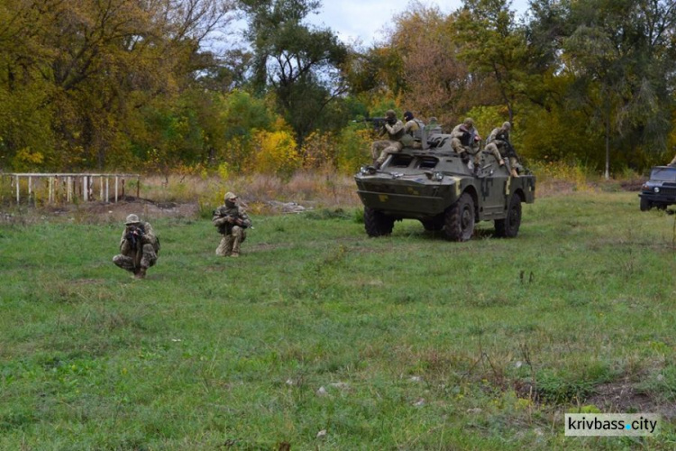 В 17-й танковой бригаде Кривого Рога отпраздновали День защитника Украины (ФОТО)