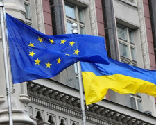 Відбитки пальців і цифрова реєстрація: з 12 жовтня змінюються правила перетину кордонів ЄС для українців