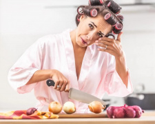 Як різати цибулю швидко, рівно і без подразнення очей - фото з відкритих джерел