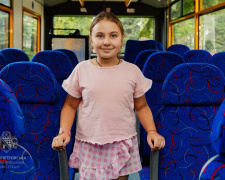 Завдяки підтримці ЄС: громаді Криворіжжя передали інклюзивний шкільний автобус