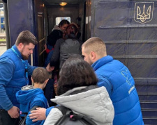 Евакуація мешканців, фото пресслужби Дніпропетровської ОВА